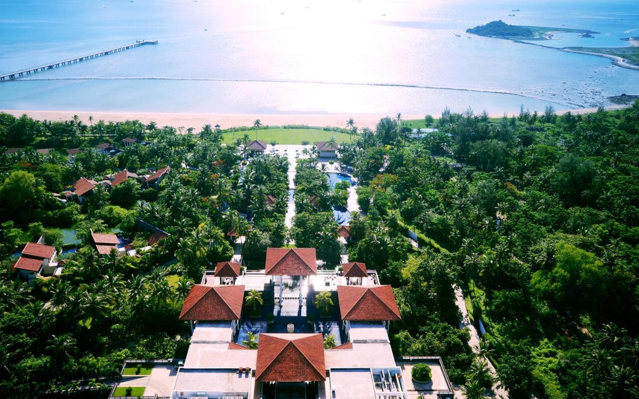 Banyan Tree Sanya Villa Buitenkant foto